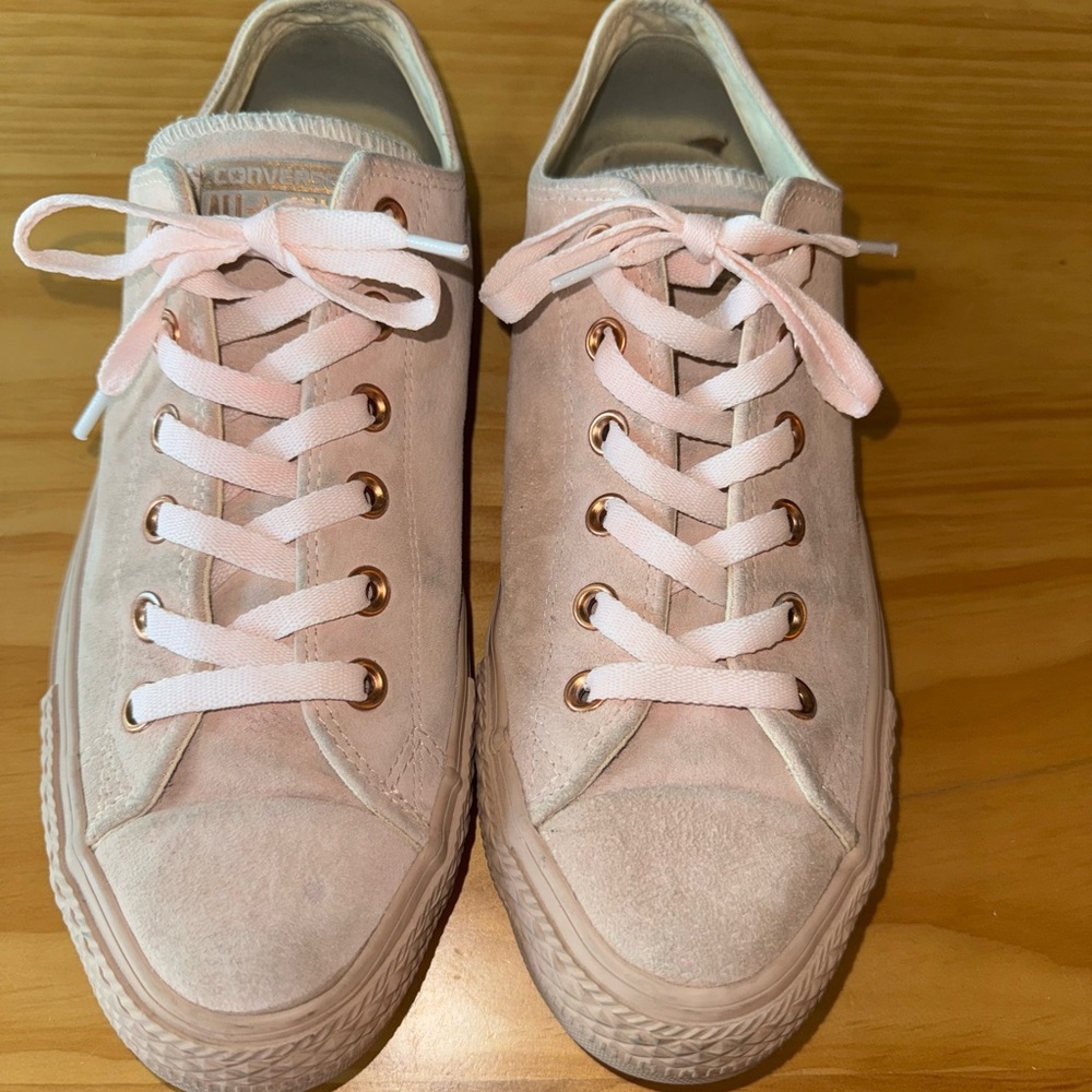 Converse Women's Suede Blush Pink Sneakers